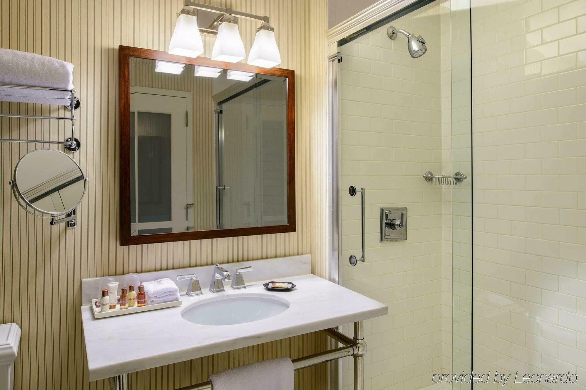Sheraton Jfk Airport Hotel Ню Йорк Екстериор снимка